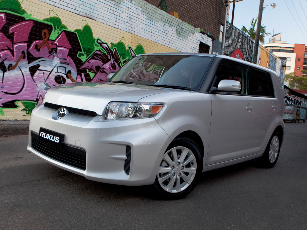 Toyota, Rukus, Toyota Rukus '2010–pr., AutoDir