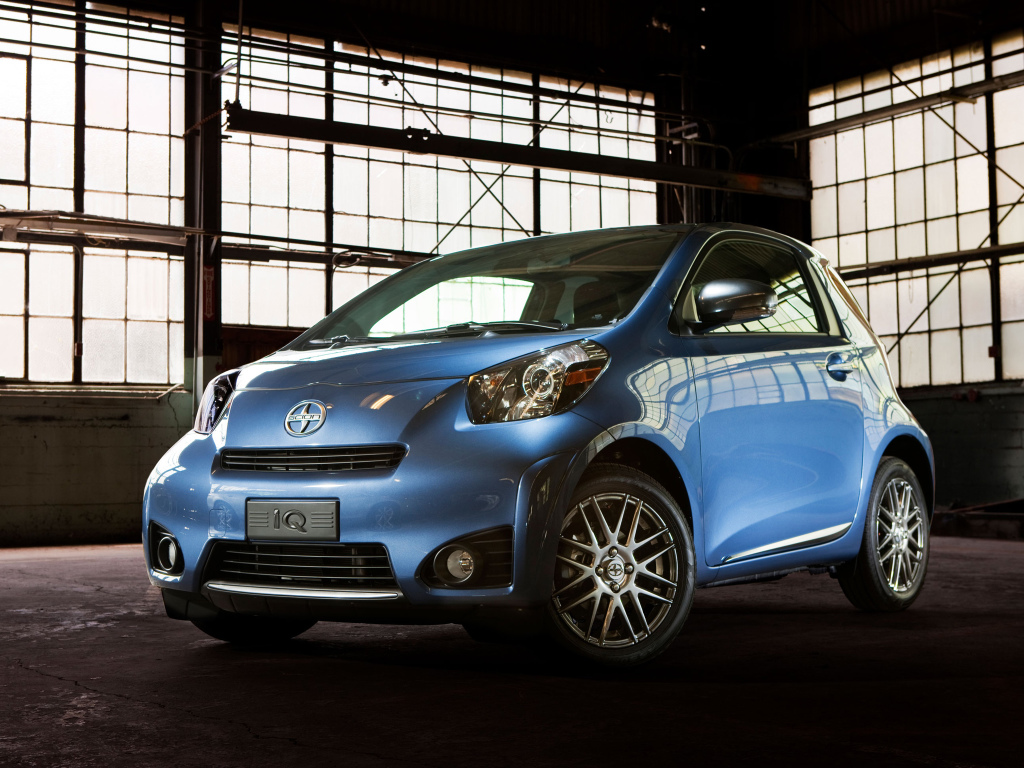 Scion, iQ, 2012–15 Scion iQ '2011–15, AutoDir
