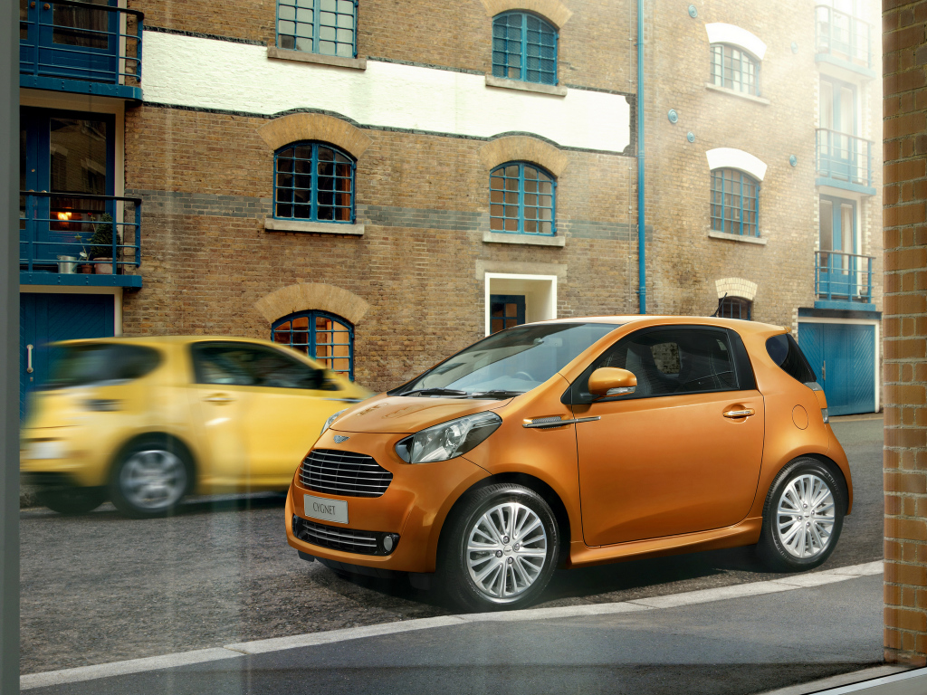 Aston Martin, Cygnet, Aston Martin Cygnet '2011–13, AutoDir