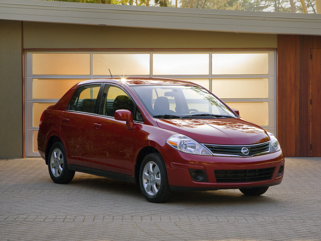 Nissan, Versa Sedan (C), 2010–11 Nissan Versa Sedan (C11) '2009–11, AutoDir