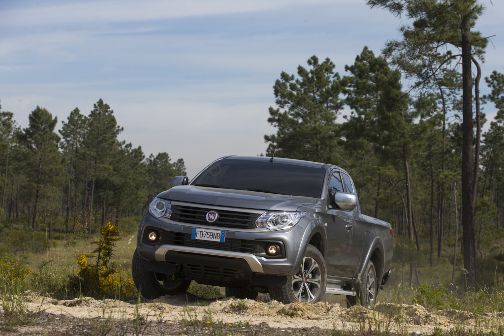 Fiat, Fullback Extended Cab (502), Fiat Fullback Extended Cab (502) '2016–pr., AutoDir