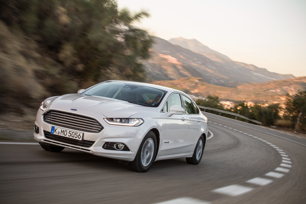Ford, Mondeo Hybrid Sedan [Worldwide], Ford Mondeo Hybrid Sedan [Worldwide] '2014–19, AutoDir