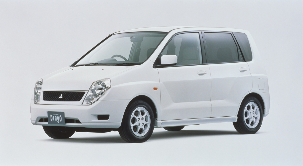 Mitsubishi, Mirage Dingo, Mitsubishi Mirage Dingo '1998–2001, AutoDir