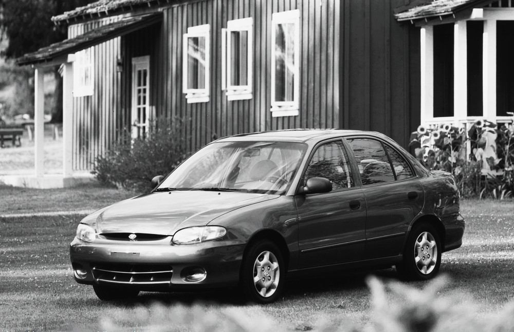 Hyundai, 1997–  Accent Sedan [North America], 1997–2000 Hyundai Accent Sedan [North America] '1996–2000, AutoDir