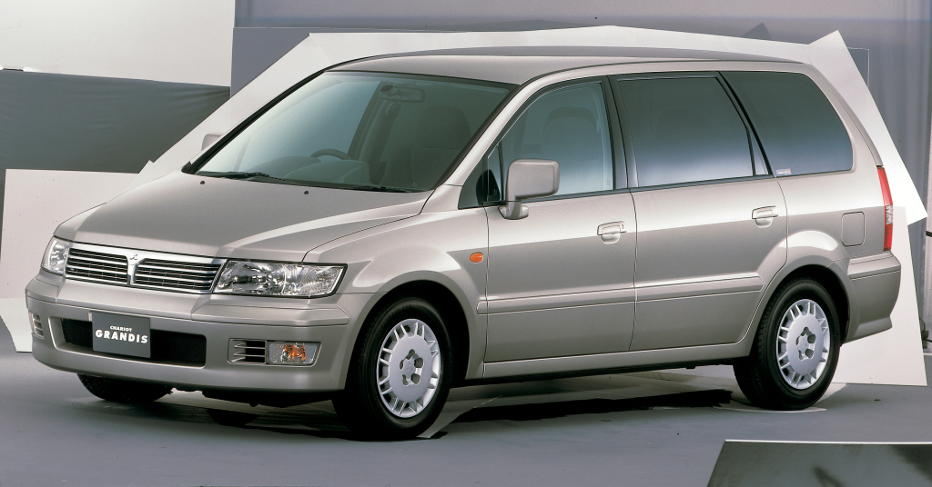 Mitsubishi, Chariot Grandis, Mitsubishi Chariot Grandis '2000–03, AutoDir