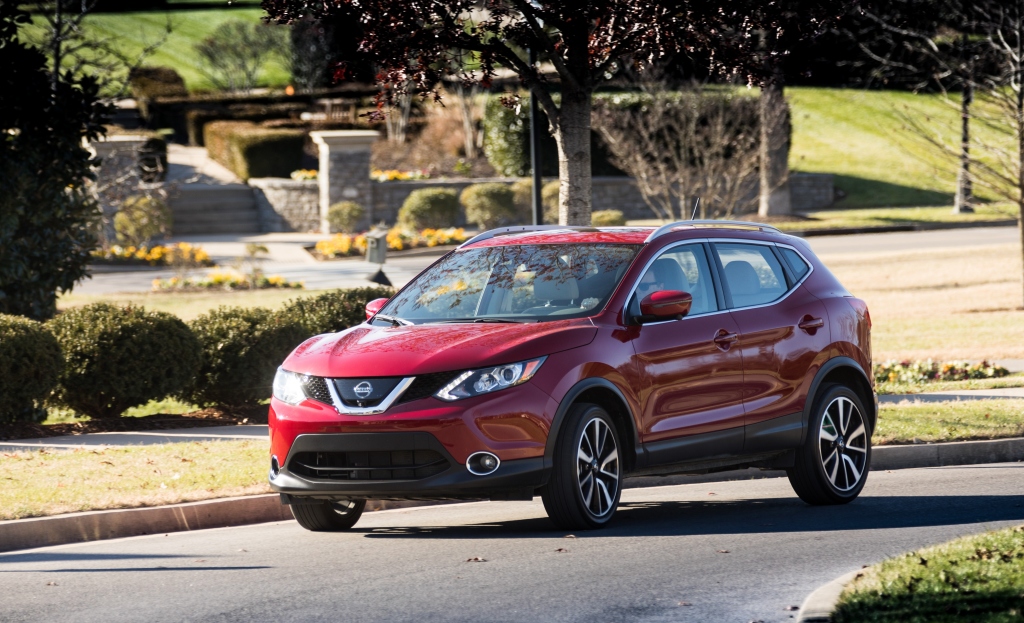 Nissan, Rogue Sport, 2018–19 Nissan Rogue Sport '2017–19, AutoDir